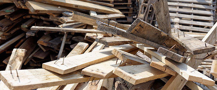 древесный поддон