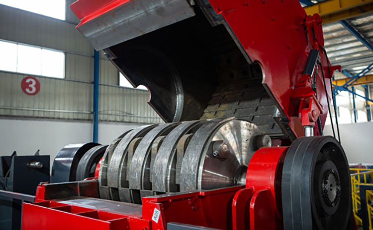 ENERPAT измельчитель электронных отходов